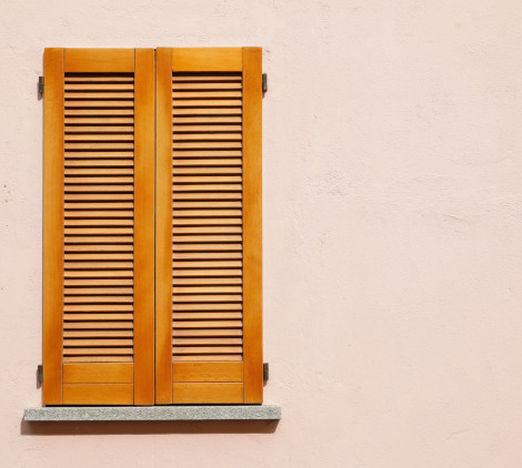 Come verniciare le persiane in legno - Bricocenter