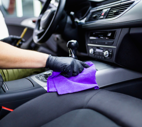 Pulire gli interni dell'auto - Bricocenter